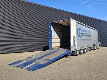 Rino SV 4503 / MACHINE - FORKLIFT TRANSPORT / HYDR RAMP